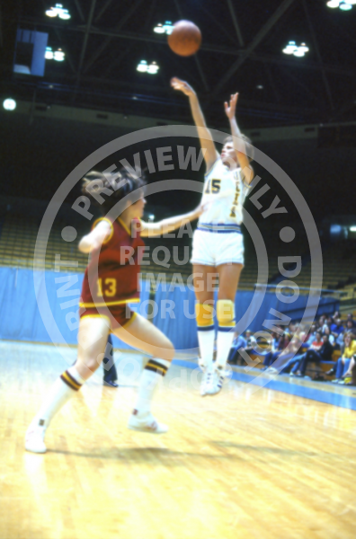UCLA Women's Basketball (1975-1978) - Ann Meyers