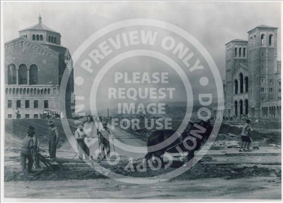 Dickson Plaza Construction (1930)