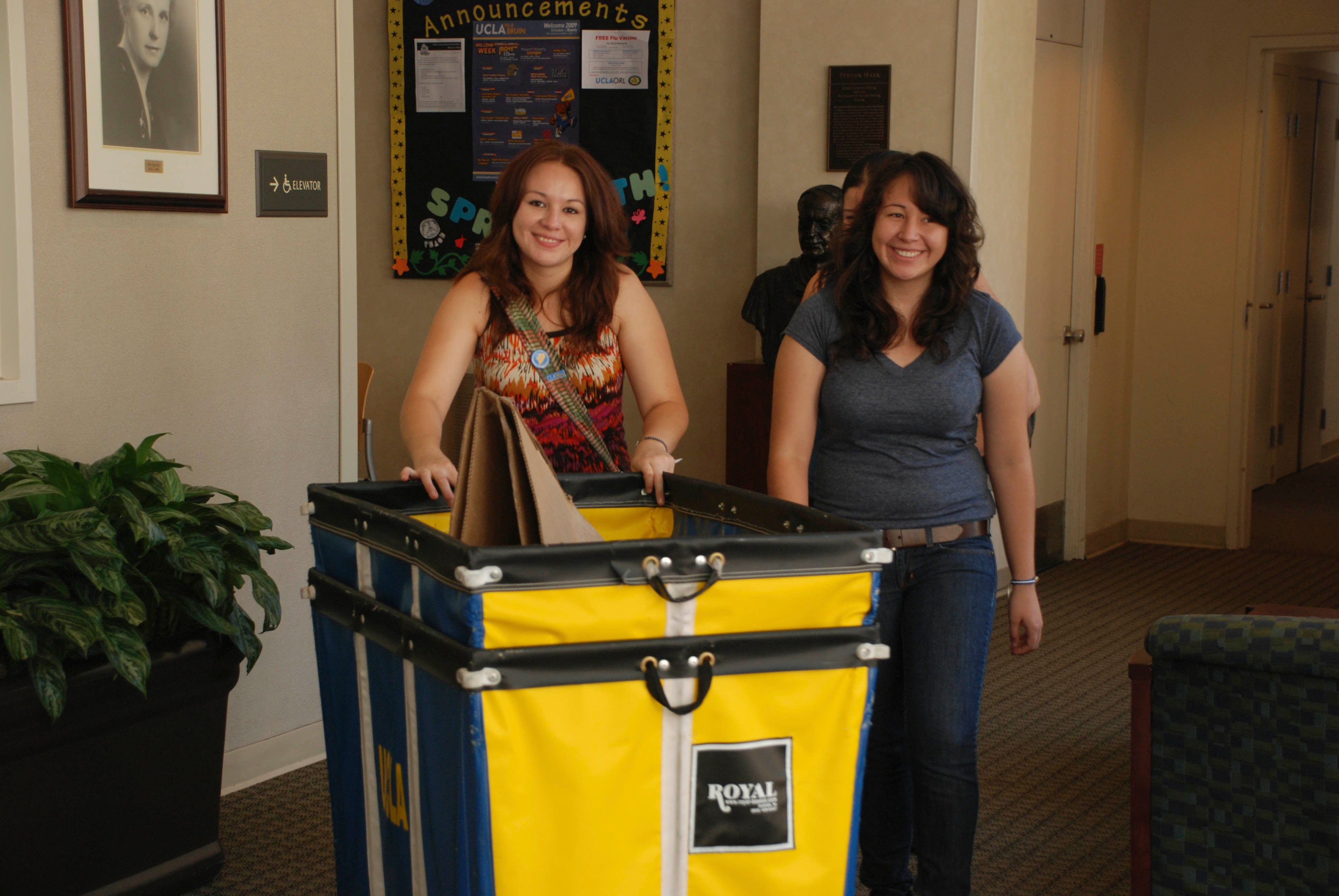 uclastudents_movingin_2